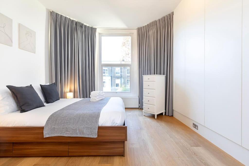 Charming 2 Bedroom Flat In Kensington Appartamento Londra